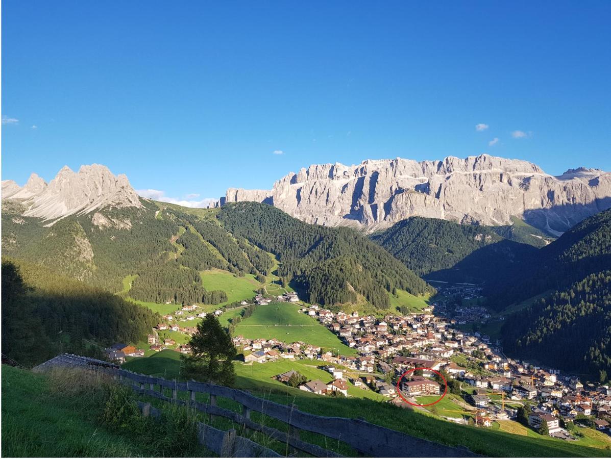 Appartamento Dolomiti Selva di Val Gardena Bagian luar foto
