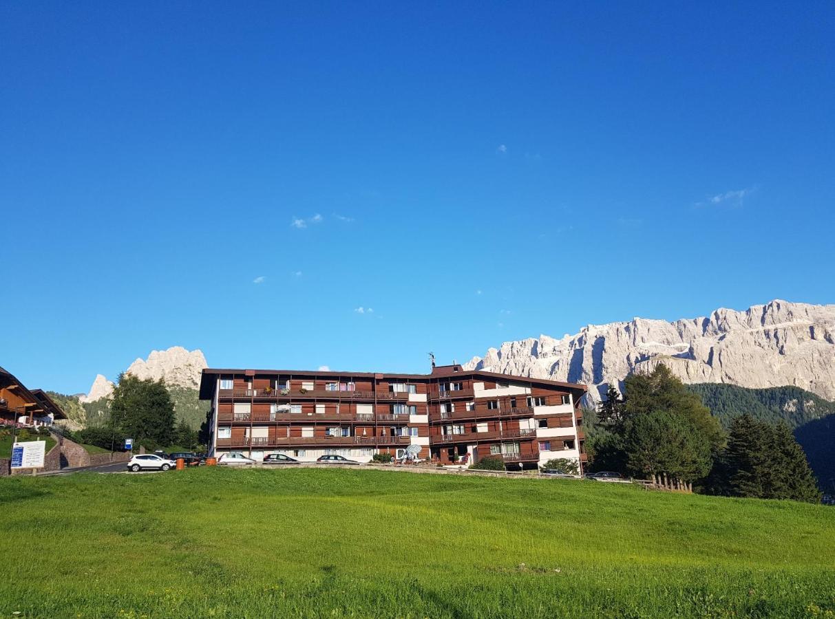 Appartamento Dolomiti Selva di Val Gardena Bagian luar foto
